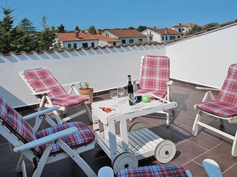 House Divna Valbandon Exterior foto